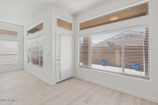 Building Photo - 8875 E Conquistadores Dr