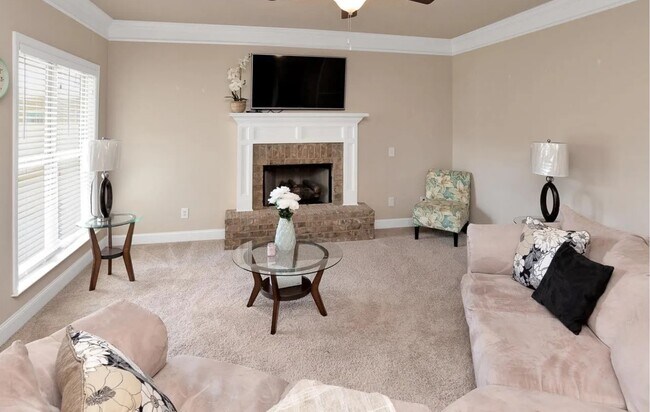 Building Photo - 7102 Sutter Ct