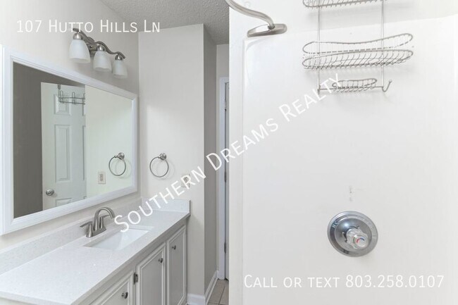 Building Photo - 107 Hutto Hill