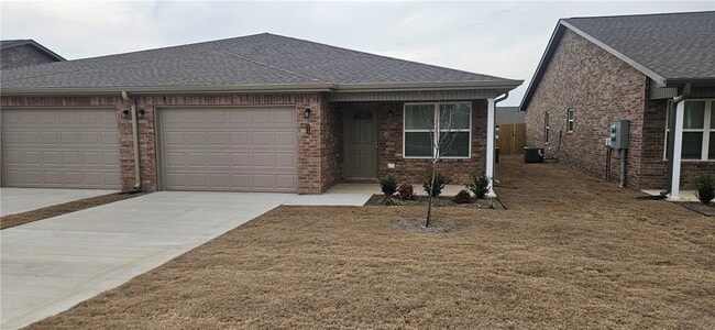 Building Photo - 521 NW 69th Ave