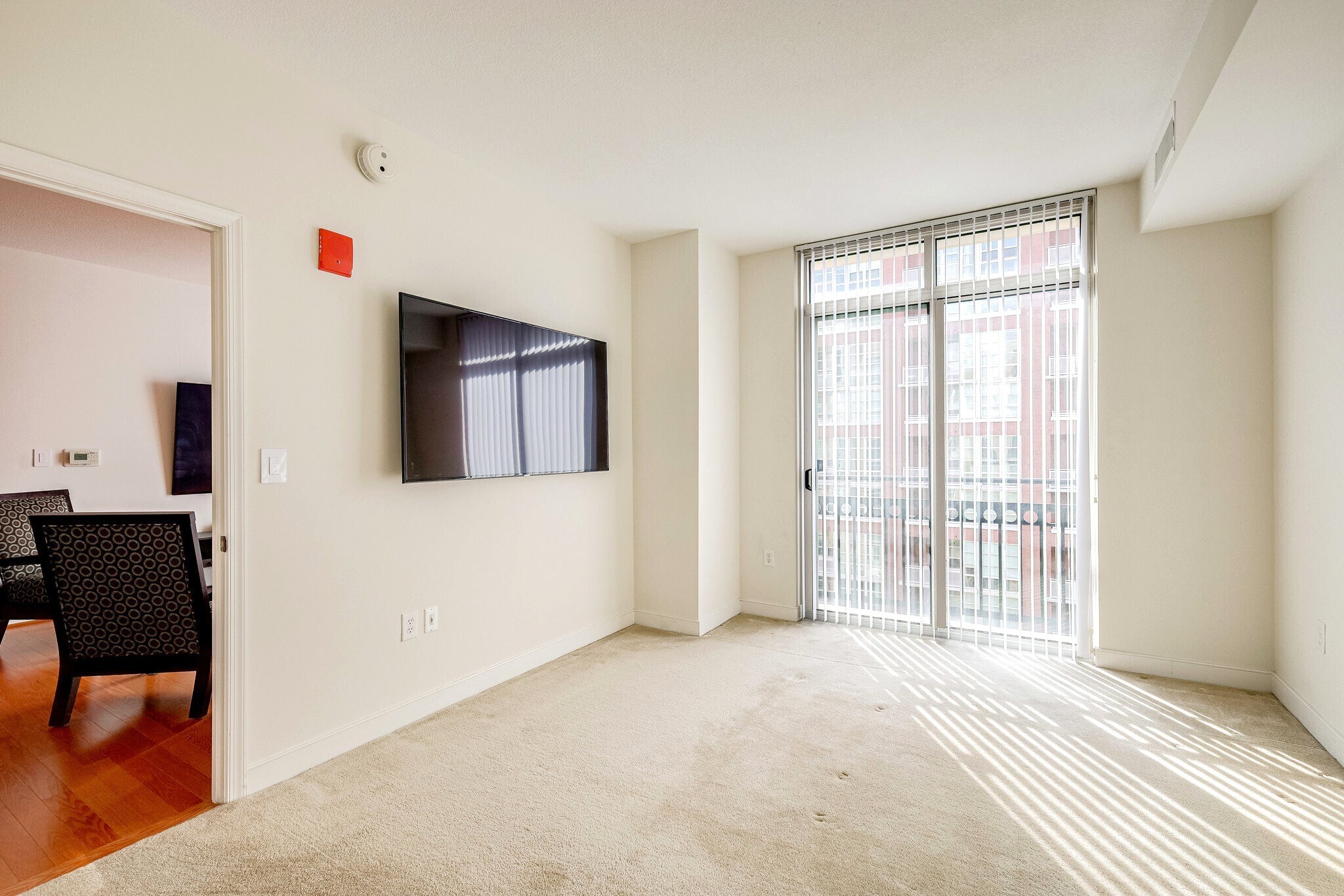 Master Bedroom - 155 POTOMAC Psge