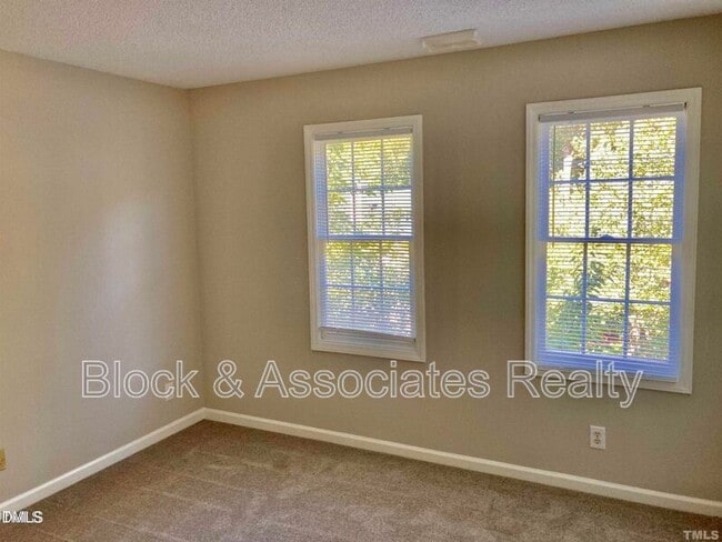 Building Photo - 117 Mint Hill Dr