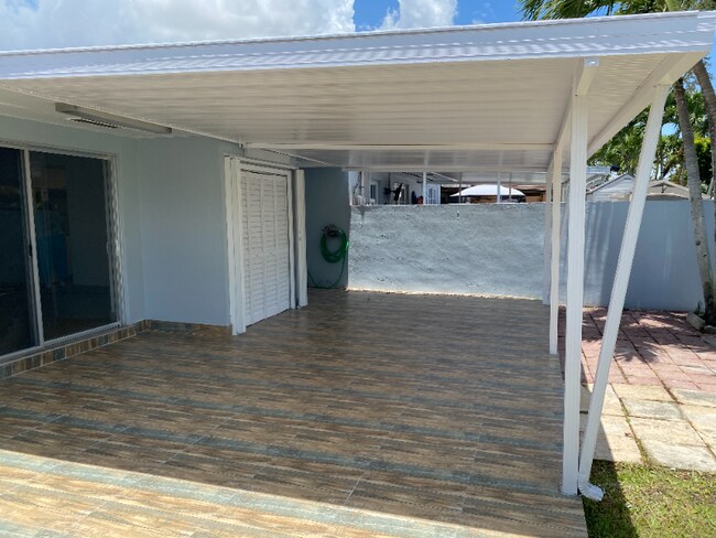 Building Photo - 4975 SW 129th Ct