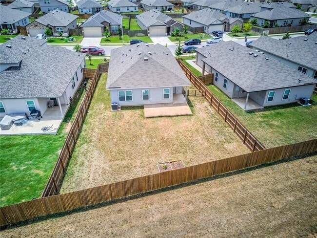 Building Photo - 212 Freedom Park Ave