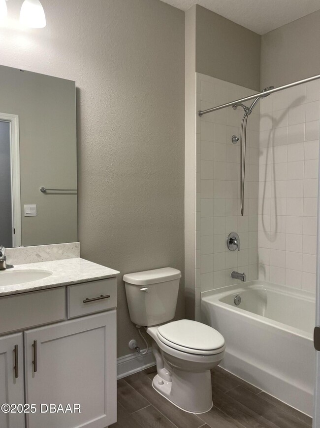 Building Photo - 181 Thistleton Wy