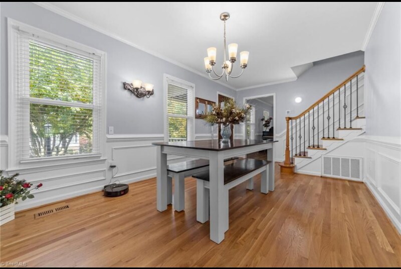 Building Photo - 544 Woodland Dr