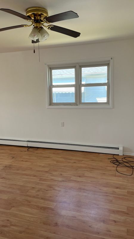 Building Photo - 9 Harrington Dr S