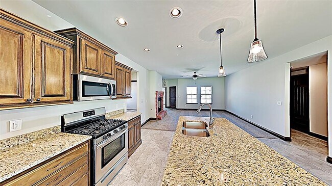Building Photo - 1217 N Nature Way