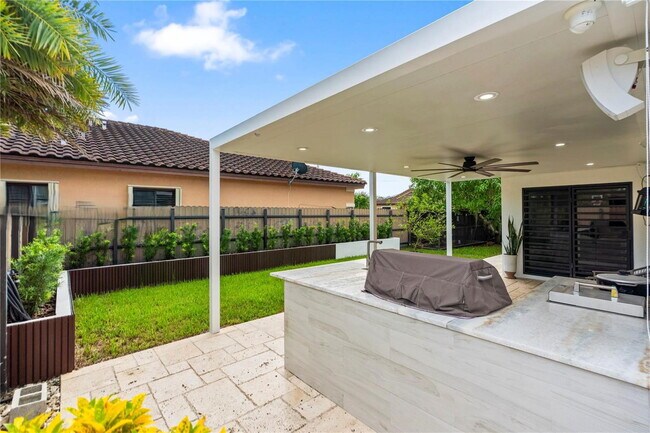 Building Photo - 11730 SW 229th Ln