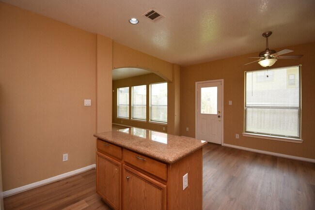 Building Photo - 13102 N Bellaire Estates Dr
