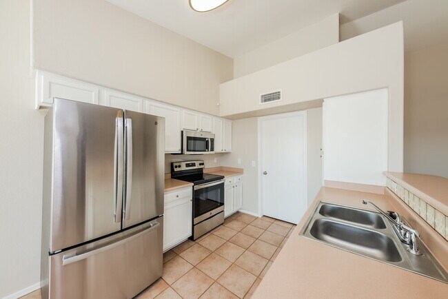 Building Photo - 15317 N 85th Ave