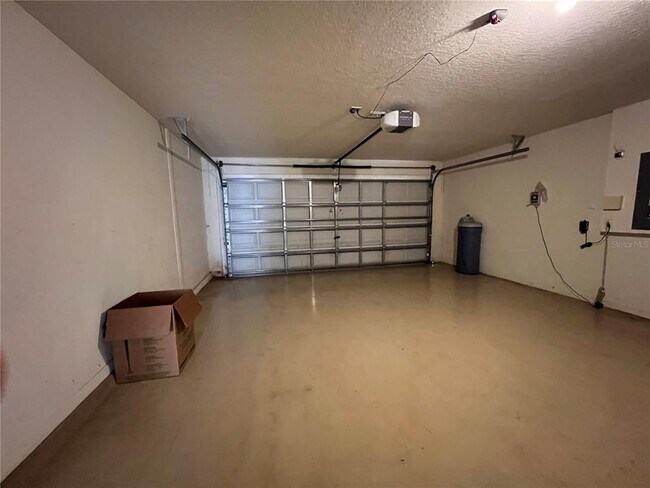 Building Photo - 17800 Ayrshire Blvd