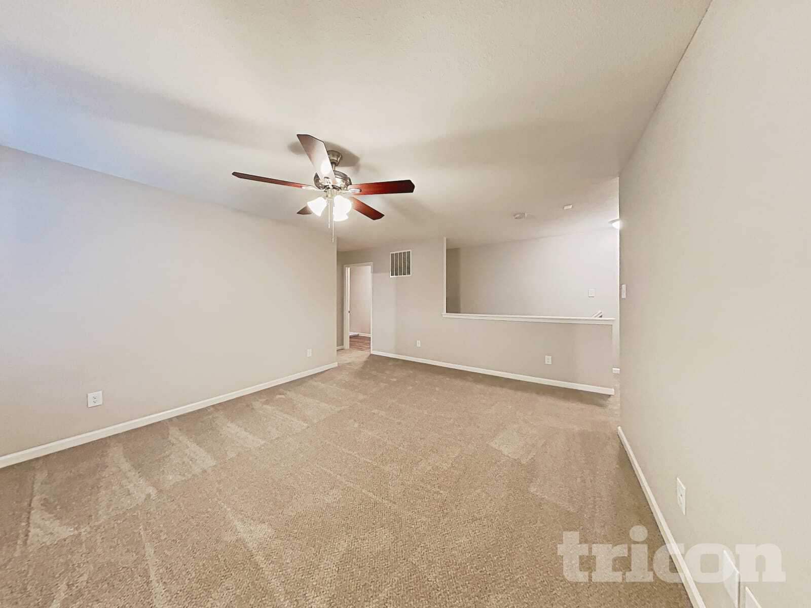 Building Photo - 807 Chastain Ave
