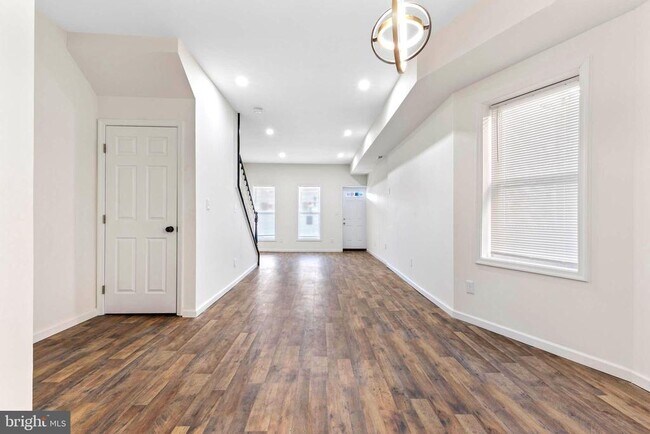 Building Photo - 3324 Edmondson Ave