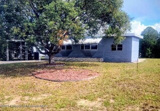 Building Photo - 7606 Fairlane Ave