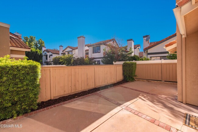 Building Photo - 4822 Parma Dr