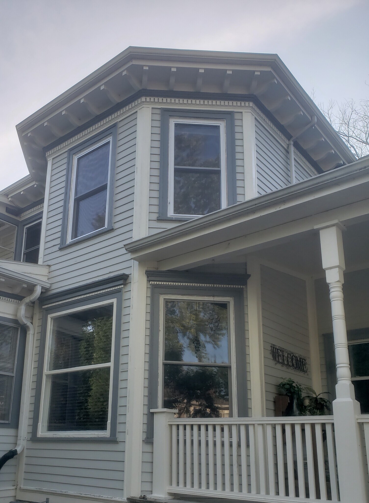 Exterior - 454 W Wisconsin Ave