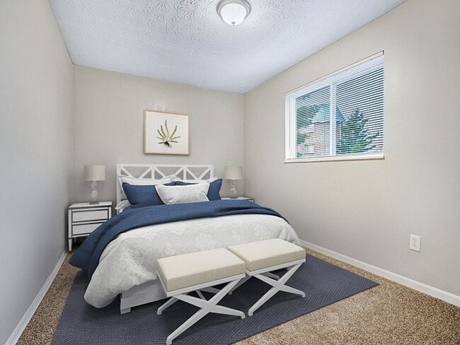 Building Photo - 2 Bedroom, 1 Bathroom Apartment with Patio or Balcony at Pennington Court - 980 Sq Ft