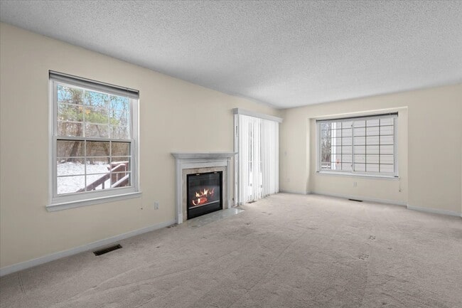 Building Photo - 31112 Columbia Dr