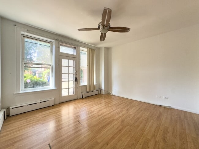 Building Photo - 5143 S Kenwood Ave