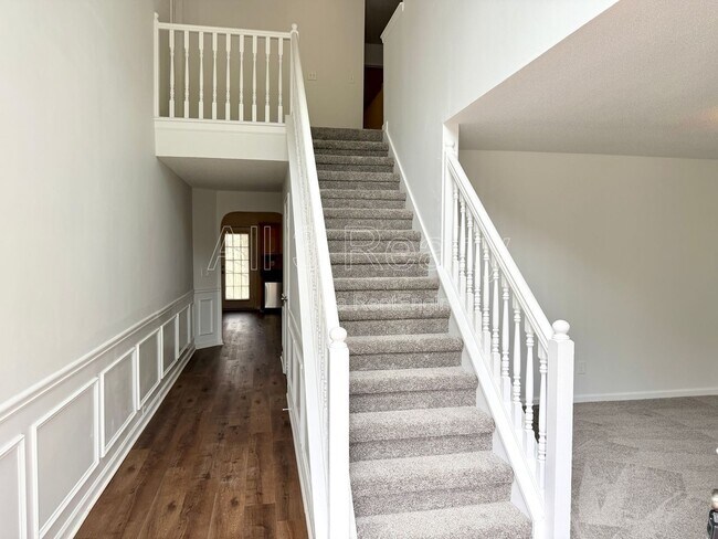 Building Photo - 231 Baywood Crossing