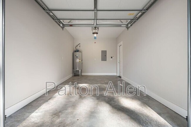 Building Photo - 7 Bolton St