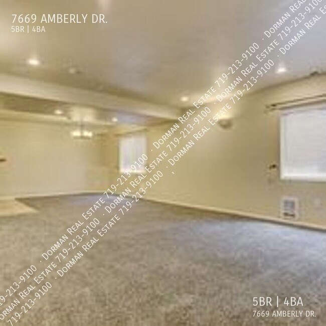 Building Photo - 7669 Amberly Dr