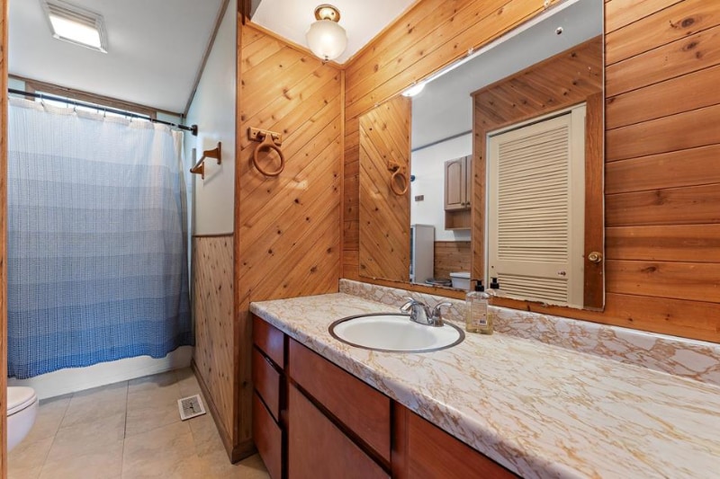 Building Photo - 508 Kenyon Ave