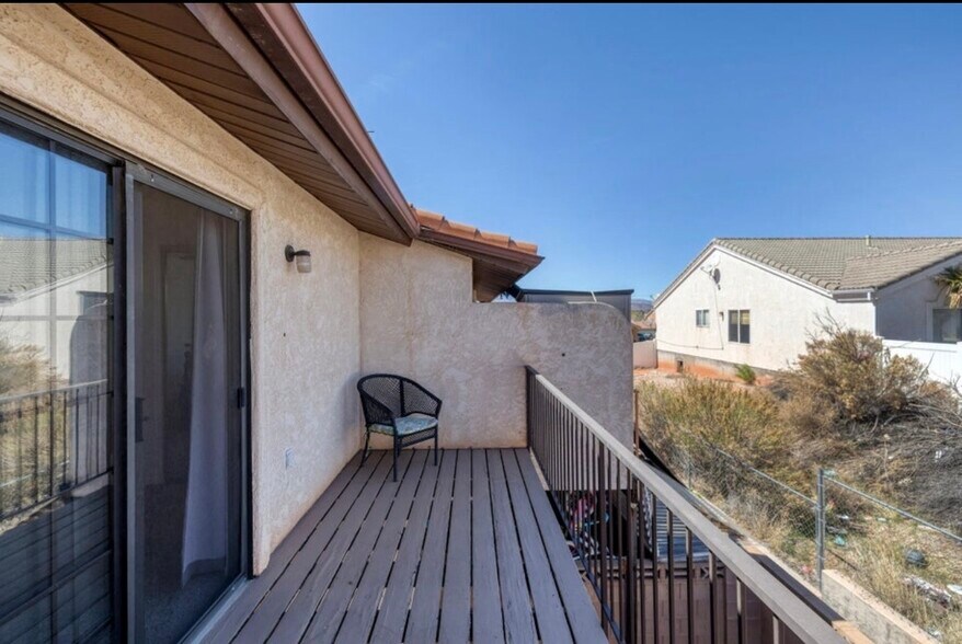 Building Photo - 1045 N 1725 W