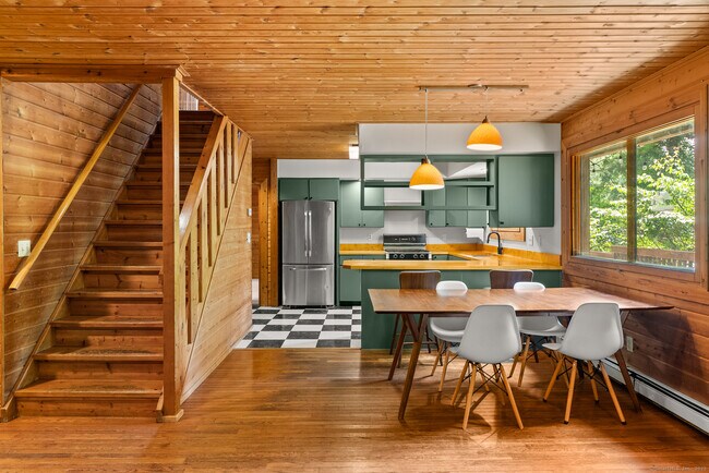Building Photo - 281 Nettleton Hollow Rd