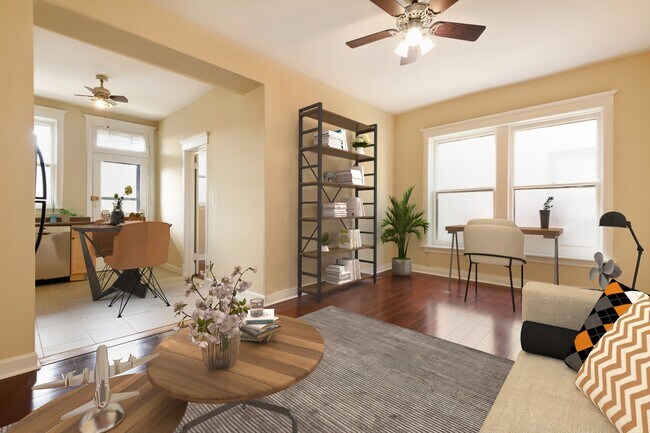 Building Photo - 833 W Wellington Ave