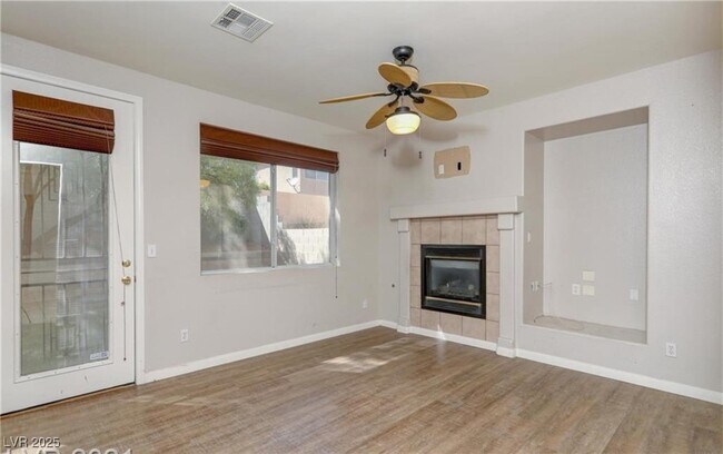 Building Photo - 135 Pebble Ridge Rd