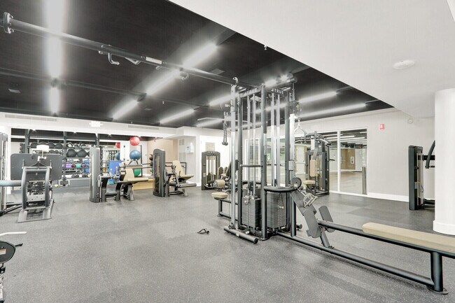 Building Photo - 2687 N Ocean Blvd