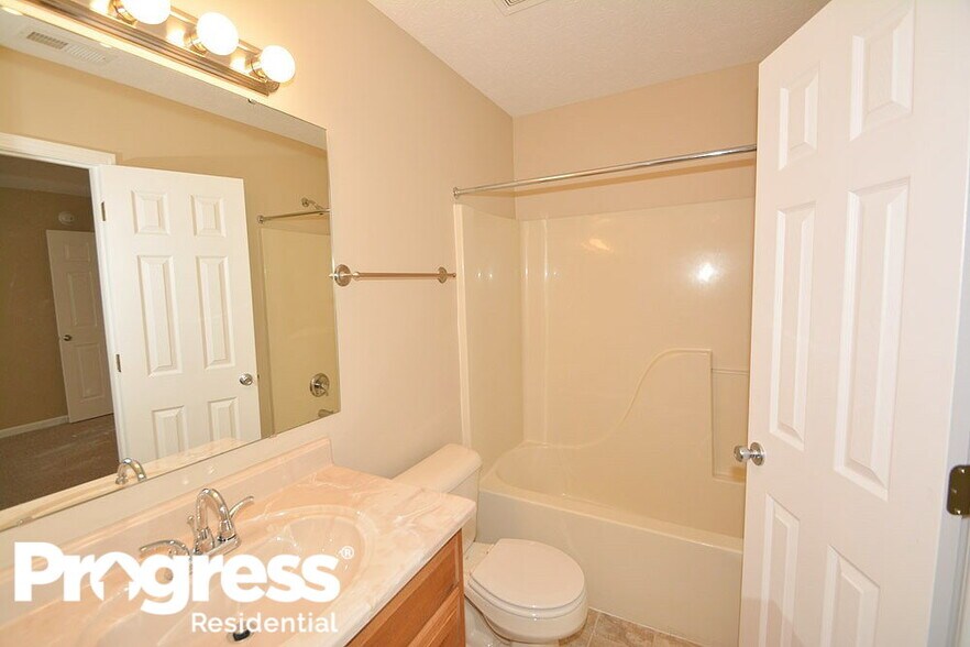 Building Photo - 7710 Sergi Canyon Dr