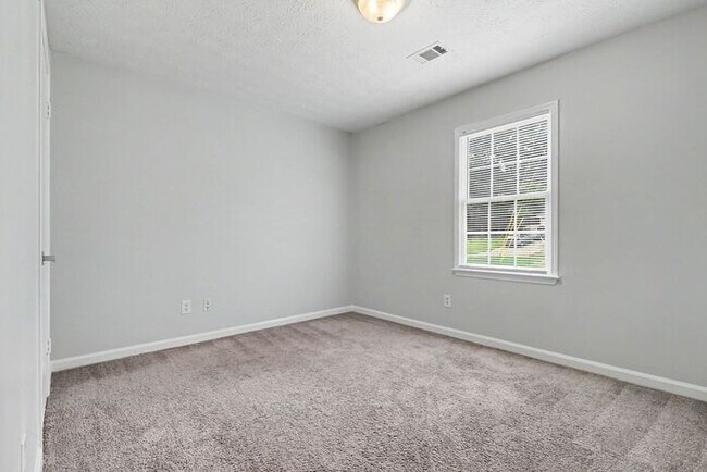 Building Photo - 3BR/2BA Ranch Home in Great School District Near Mall of Georgia!