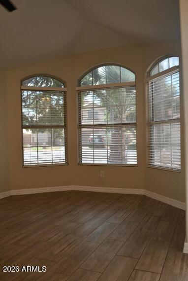 Building Photo - 1476 E Silver Creek Rd