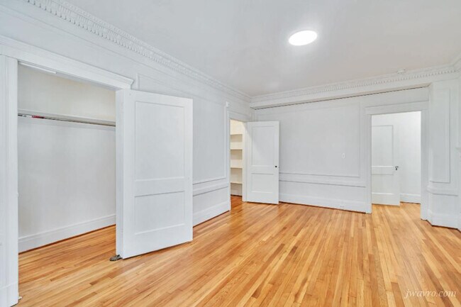 Building Photo - 570 O'Farrell St