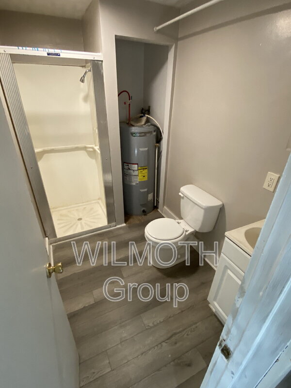 Building Photo - 2930 N Dearborn St