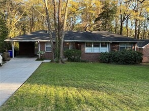 Building Photo - 1203 Biltmore Dr NE