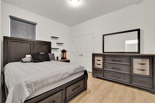 Building Photo - 437 Cinnamon Dr