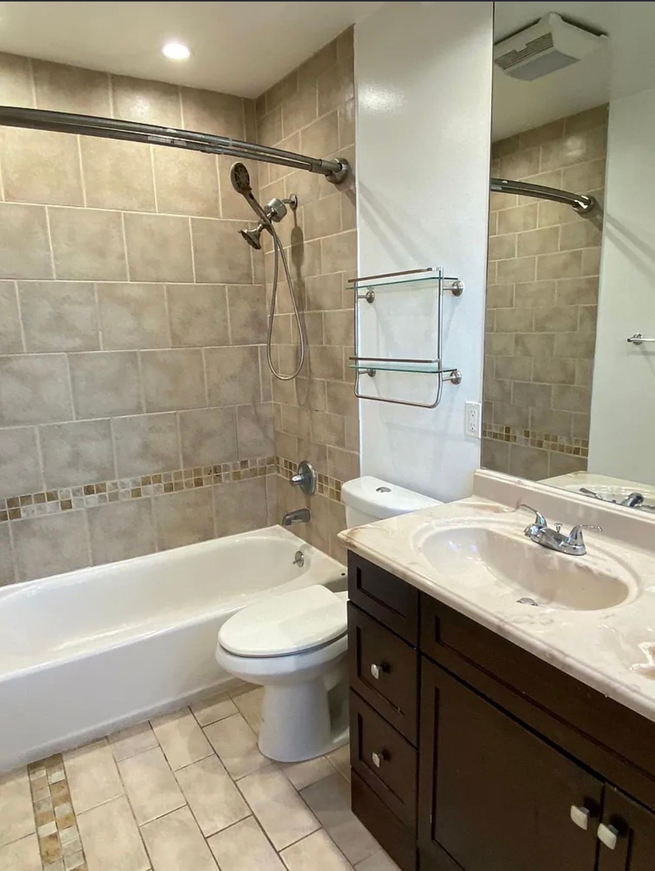 Building Photo - 538 Brooks Ave