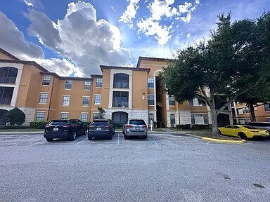 Building Photo - 6169 Metrowest Blvd