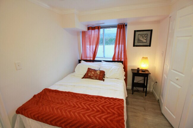 Building Photo - 3311 Rhode Island Ave