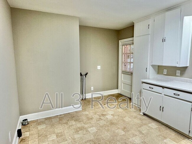 Building Photo - 108 Brantwood Dr