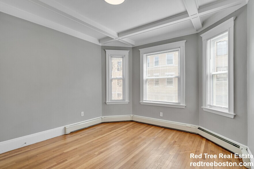 Building Photo - 142 Sutherland Rd