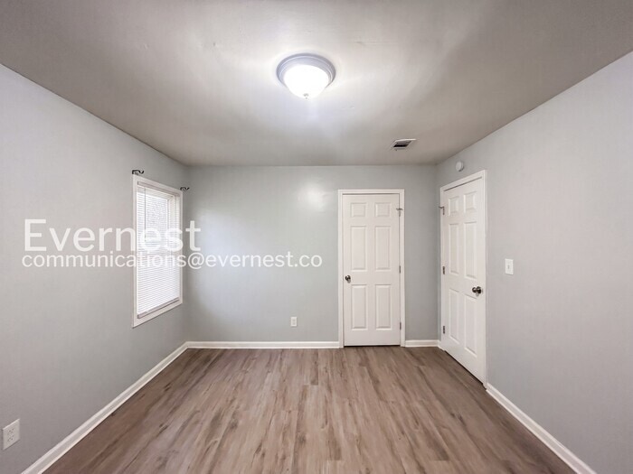 Building Photo - 5267 Joan of Arc Pl