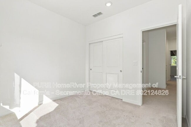 Building Photo - 4163 Gloster Way