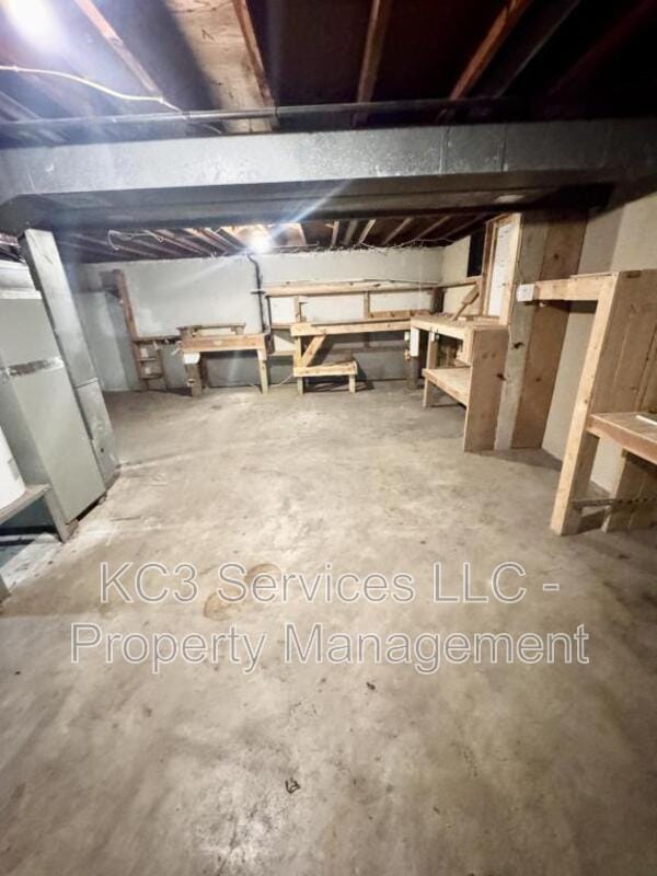 Building Photo - 208 SW 6 St