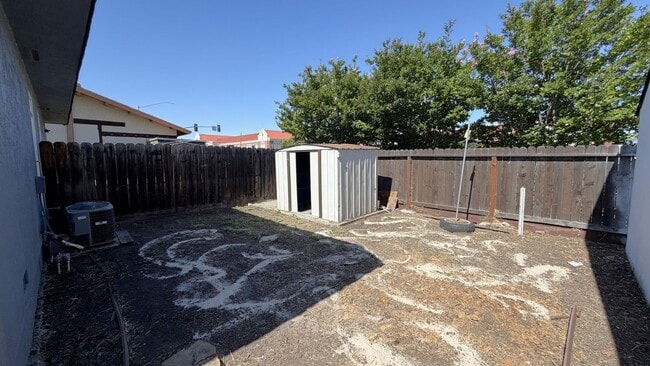 Building Photo - 1680 Barrus Ave