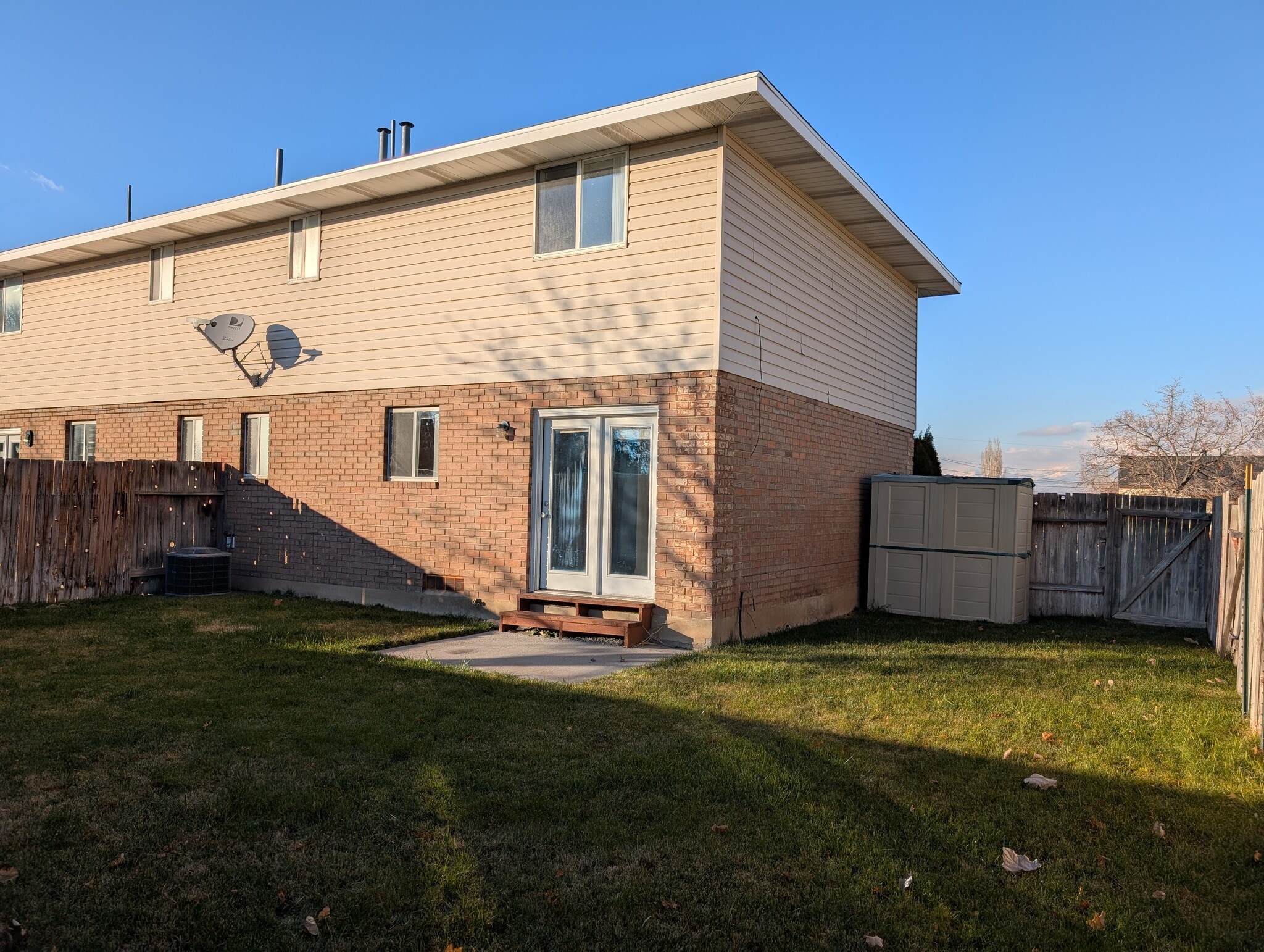 Backyard - 752 E 500 N
